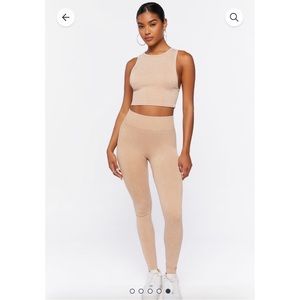 Seamless ribbed leggings